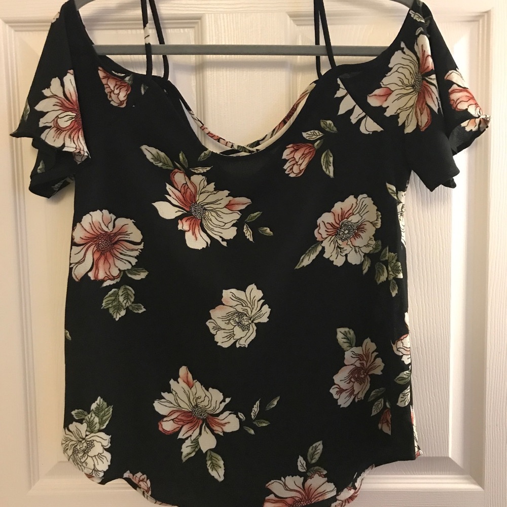 Kaileigh - Vallete Cold Shoulder Blouse